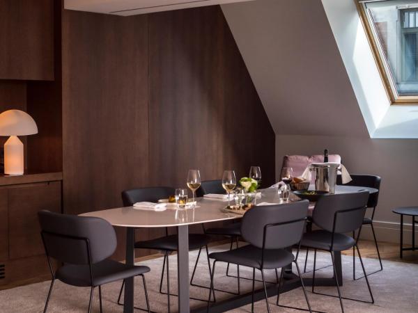 Kozmo Hotel Suites & Spa - Small Luxury Hotels of the World : photo 3 de la chambre suite présidentielle avec accès au spa