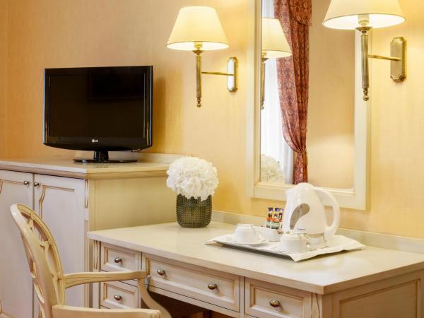 Danubius Hotel Astoria City Center : photo 3 de la chambre suite junior