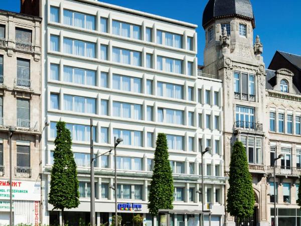 Park Inn by Radisson Antwerp City Centre : photo 1 de la chambre chambre supérieure - vue sur ville