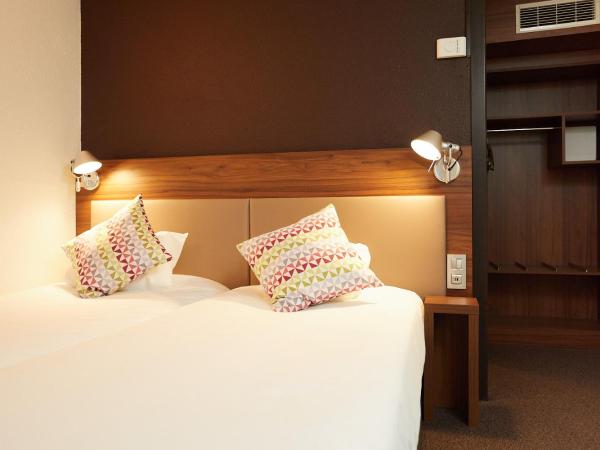 Campanile Pau Est-Bizanos : photo 3 de la chambre chambre lits jumeaux avec 2 lits simples