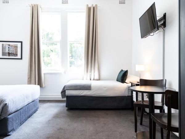 Wynyard Hotel : photo 3 de la chambre chambre familiale avec salle de bains commune