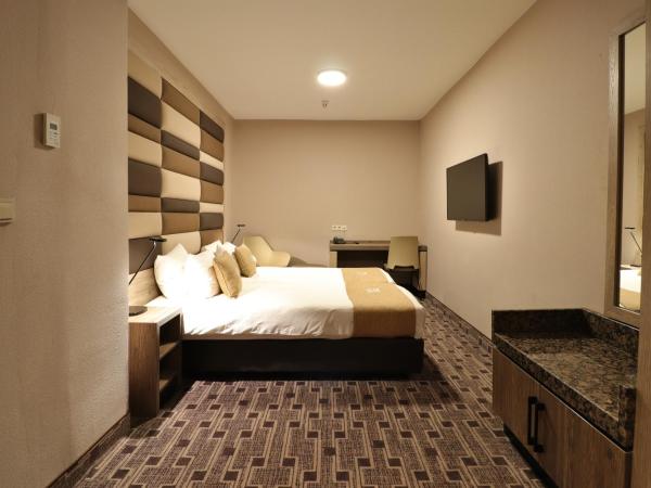 XO Hotels Blue Square : photo 3 de la chambre chambre lits jumeaux sans fenêtre