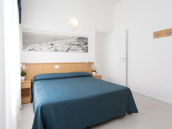 Hotel Marina : photo 1 de la chambre chambre double standard