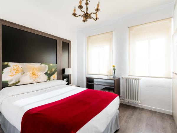 Hotel Sevilla : photo 1 de la chambre chambre double Économique