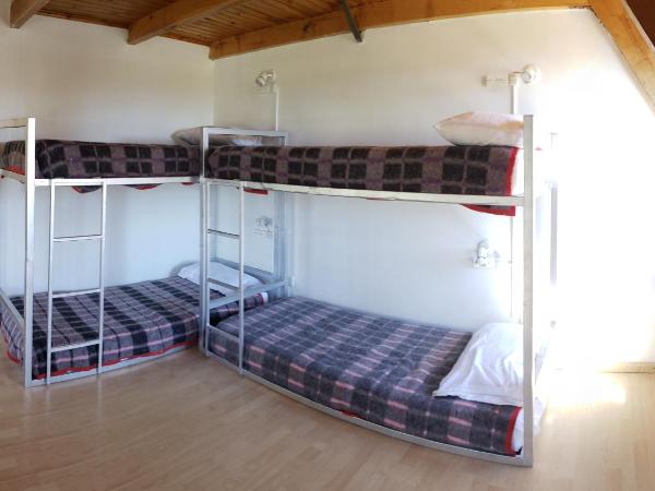 Red House Hostel : photo 1 de la chambre lit dans dortoir mixte de 8 lits