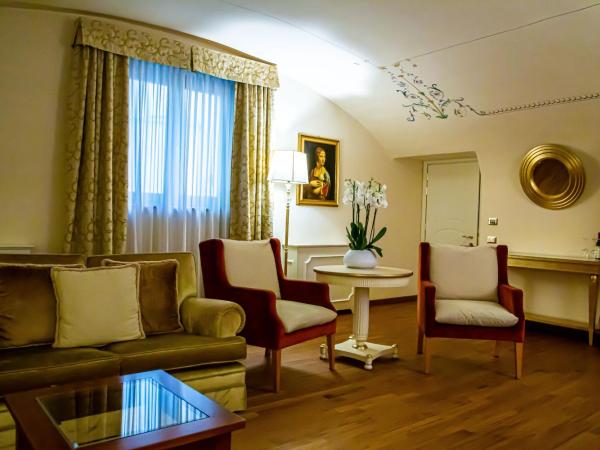 Golden Tower Hotel & Spa : photo 3 de la chambre suite