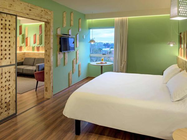 Hotel Nacional Inn Curitiba Santa Felicidade : photo 7 de la chambre suite lit king-size