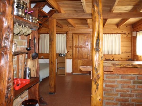 Cabañas Pichi Ruca : photo 1 de la chambre bungalow de 2 chambres (6 adultes)