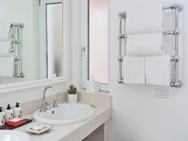 Hotel La Minerva : photo 7 de la chambre chambre double supérieure