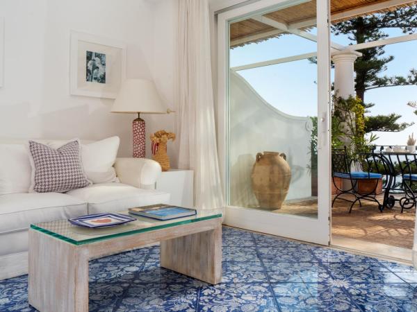 Hotel La Minerva : photo 1 de la chambre chambre deluxe double ou lits jumeaux