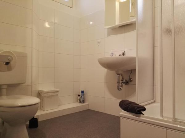 HOME at FRIENDS - City - Zu Hause bei Freunden : photo 5 de la chambre appartement standard