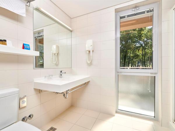 Hotel Molindrio Plava Laguna : photo 5 de la chambre chambre classique avec balcon