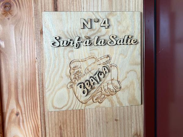 LES 12 DE LARROS : photo 2 de la chambre appartement n°04 - vue sur mer