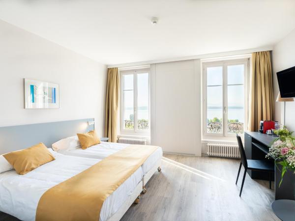 Hôtel Alpes & Lac : photo 6 de la chambre chambre lits jumeaux - vue sur lac