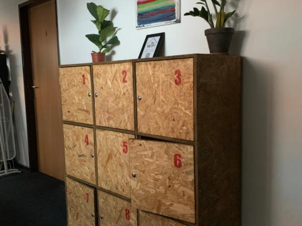 Hostel John Galt : photo 6 de la chambre lit simple dans dortoir de 8 lits