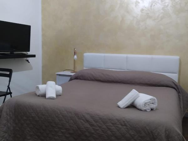 CconfortHotels R&B Dolci Risvegli - SELF CHECK IN : photo 3 de la chambre chambre lit queen-size 