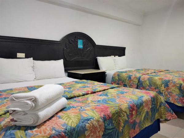 Hotel El Cid : photo 4 de la chambre chambre familiale standard