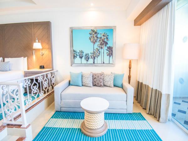 Wyndham Alltra Cancun All Inclusive Resort : photo 2 de la chambre suite junior avec 1 lit king-size - côté océan