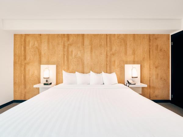 Aava Whistler Hotel : photo 1 de la chambre chambre lit king-size deluxe