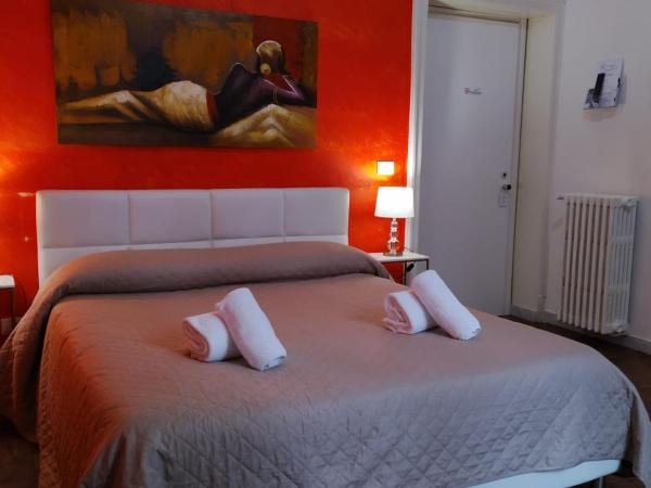 CconfortHotels R&B Dolci Risvegli - SELF CHECK IN : photo 5 de la chambre chambre triple classique