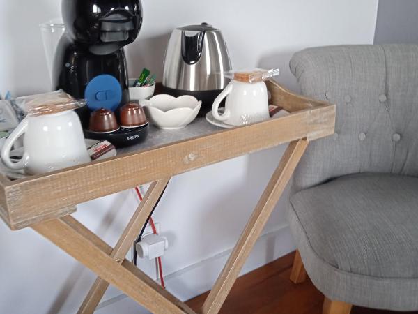 Chambres d'Hôtes Entre Deux Rives : photo 3 de la chambre chambre double - vue sur jardin