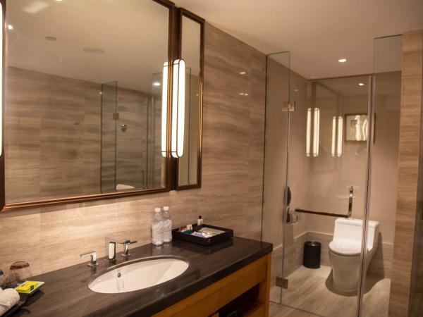 InterContinental Sancha Lake, an IHG Hotel : photo 4 de la chambre chambre lit king-size classique