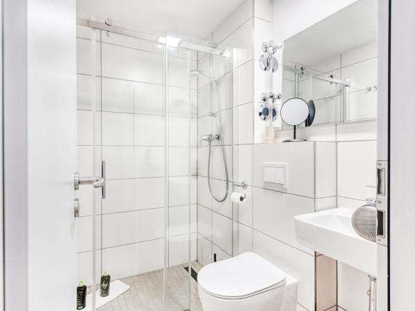 limehome Hannover Bleichenstraße - Digital Access : photo 3 de la chambre suite 1 chambre - sous-sol 