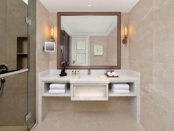 Radisson Collection Hotel, Xing Guo Shanghai : photo 2 de la chambre collection room with city view