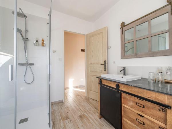 Mas Seraphin : photo 4 de la chambre chambre double avec patio