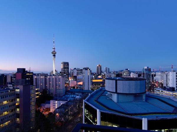 Parkside Hotel & Apartments : photo 2 de la chambre suite penthouse