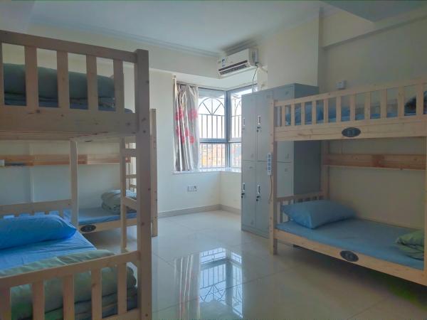 都市小憩青旅 : photo 3 de la chambre lit dans dortoir pour hommes