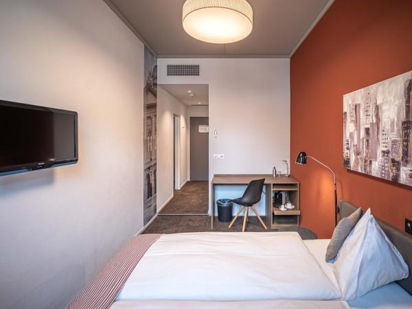 Hotel Bären am Bundesplatz : photo 3 de la chambre chambre simple