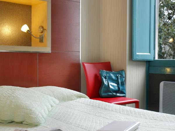 Hotel De Gramont : photo 4 de la chambre chambre double confort