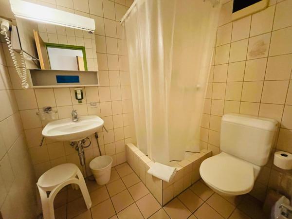 Hotel Toscana : photo 3 de la chambre chambre triple standard avec balcon