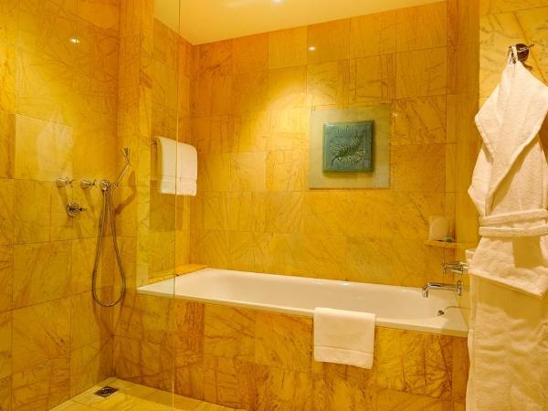 Regent Warsaw Hotel : photo 2 de la chambre chambre lit king-size deluxe