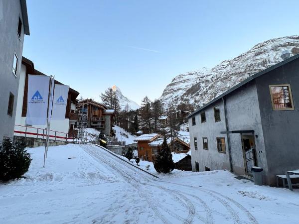 Zermatt Youth Hostel : photo 5 de la chambre lit dans dortoir de 8 lits 