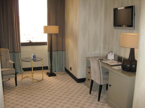 Hotel Bahía : photo 7 de la chambre chambre double supérieure (2 adultes + 1 enfant)