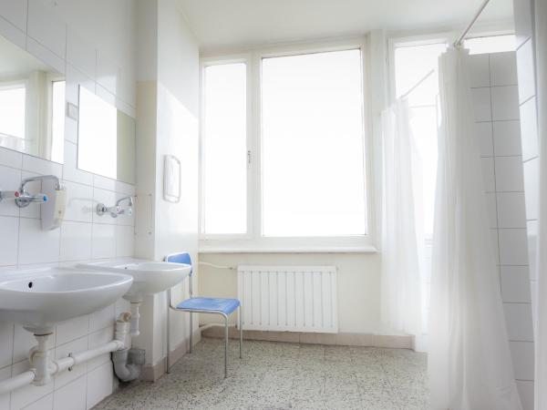 Dom Turystyczny Indigo : photo 7 de la chambre chambre triple avec salle de bains extérieure