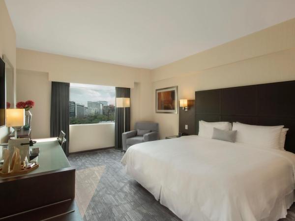 Hotel Novit : photo 3 de la chambre chambre lit king-size deluxe