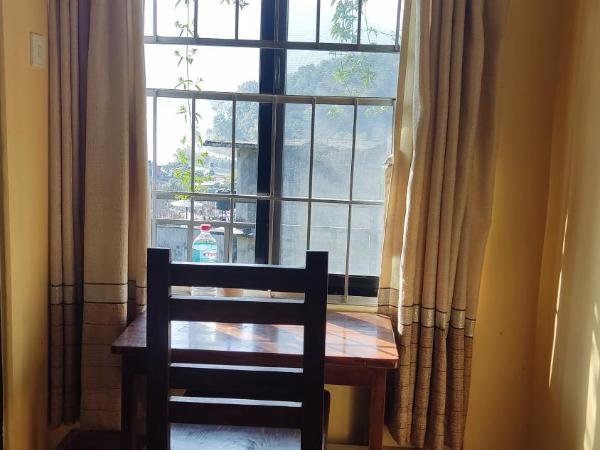 Jungle Front Lodge : photo 1 de la chambre chambre double – vue sur lac