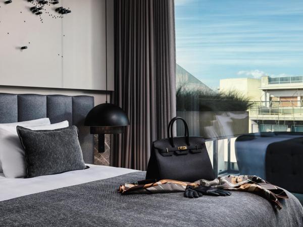 Heritage Hill Hotel : photo 5 de la chambre suite heritage hill avec balcon - vue sur acropole