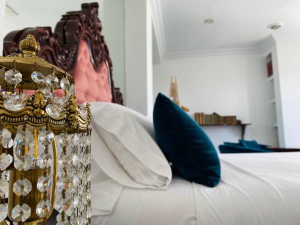 Hotel Las Cortes De Cádiz : photo 10 de la chambre chambre double supérieure avec terrasse