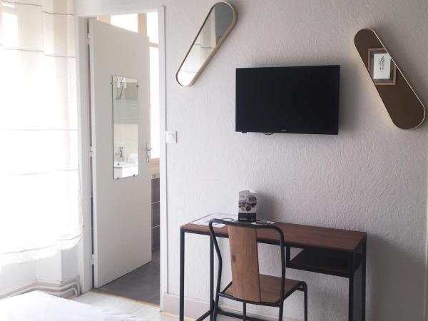 Hôtel le Thurot : photo 9 de la chambre chambre double avec salle de bains privative