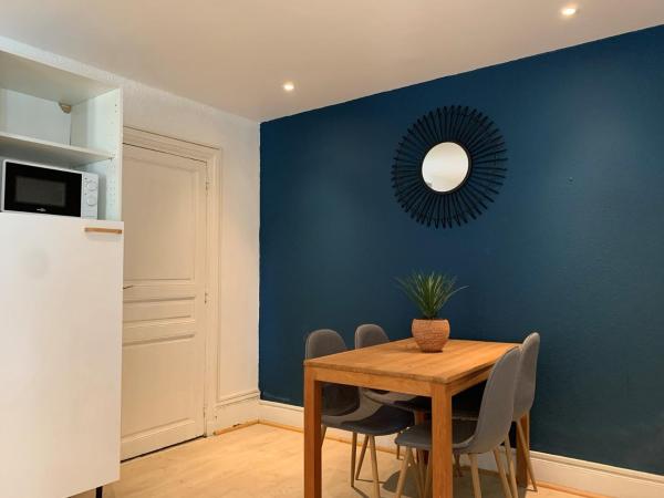 Hôtel le Thurot : photo 2 de la chambre appartement 1 chambre