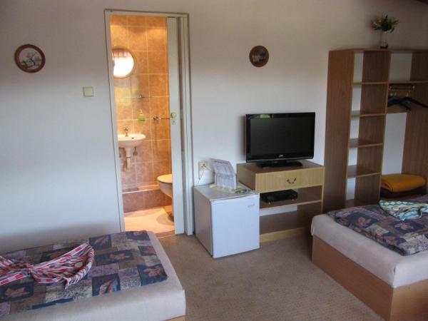 Pension U Vlášků : photo 2 de la chambre chambre quadruple