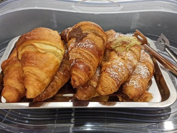 Amaris : photo 8 de la chambre chambre double avec salle de bains privative