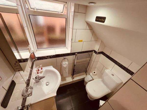 Anchor Guest House : photo 3 de la chambre petite chambre triple