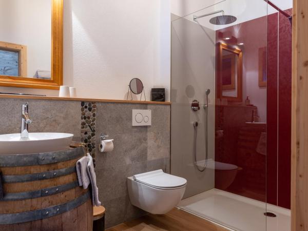 Chalet Diognysos B&B, Boutique Hotel : photo 3 de la chambre suite junior – vue sur montagne