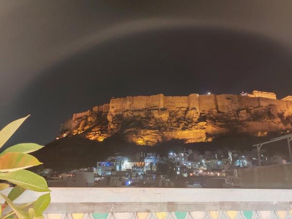 Blue Stay Jodhpur : photo 10 de la chambre chambre simple avec balcon
