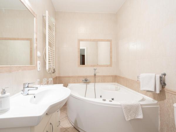 Budapest Panorama Central : photo 7 de la chambre studio avec baignoire spa